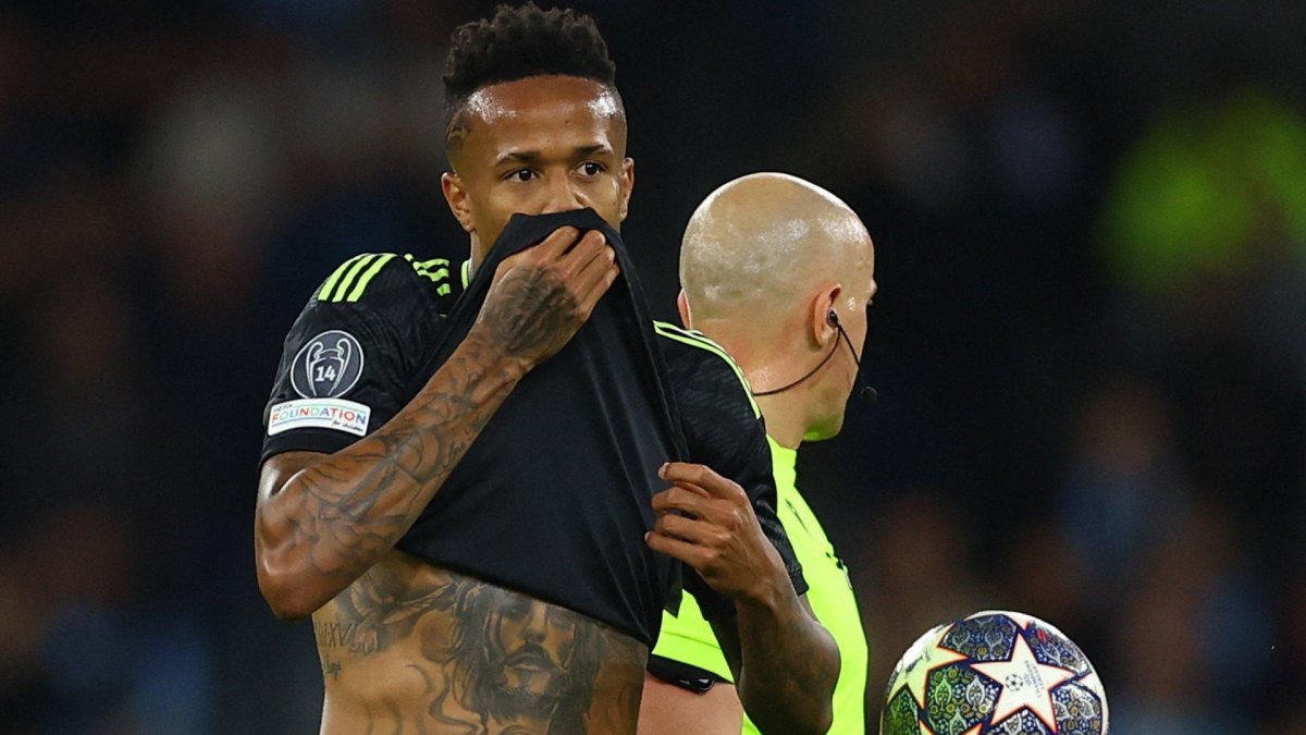 Militao marcó en propia puerta uno de los 4 goles encajados de Real Madrid contra el Manchester City.