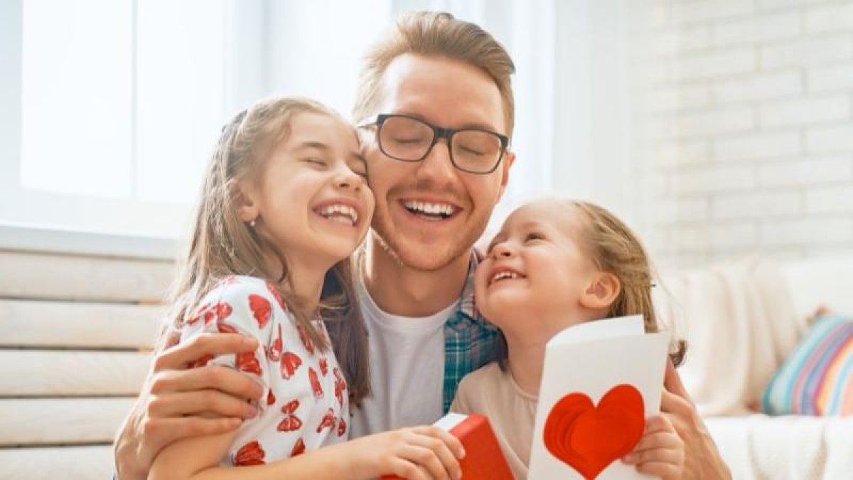 Un día donde se conmemora la importancia de la figura paterna.