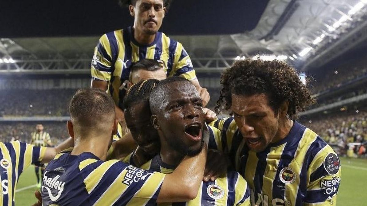 La plantilla del Fenerbahce regresa luego de cinco años a una final de Copa de Turquía.