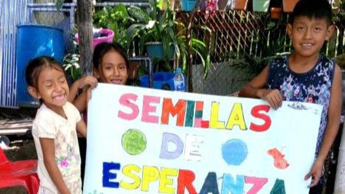 Varios de los menores que asistieron al taller dictado el 18 de mayo de 2023.