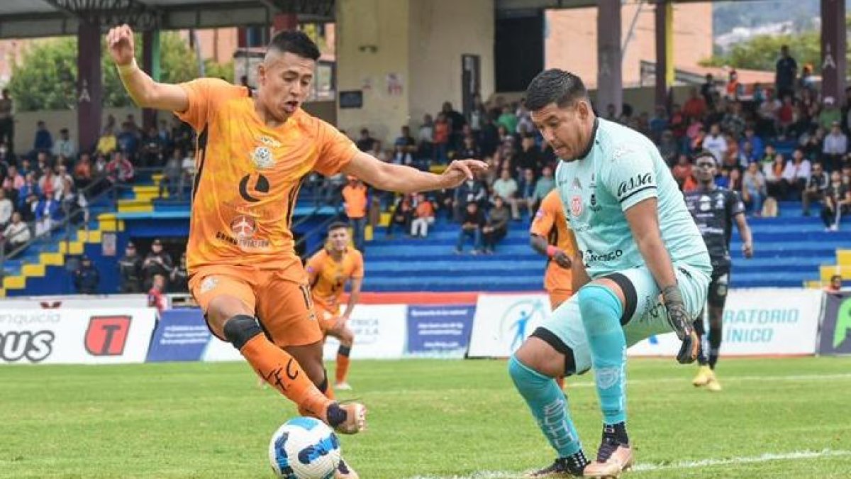 Anderson Naula, del Libertad FC fue clave en la apretada victoria lojana.