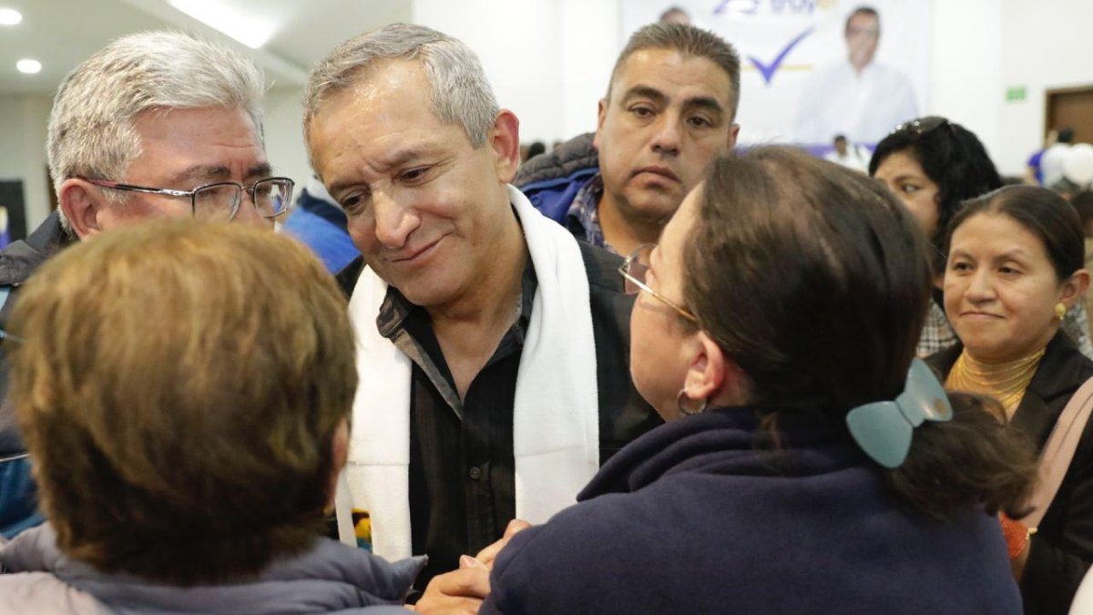 Patricio Carrillo encabeza la lista de asambleístas nacionales de Construye.