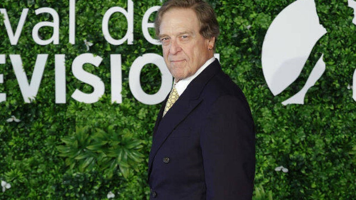 John Goodman en Montecarlo, luciendo su nueva figura.