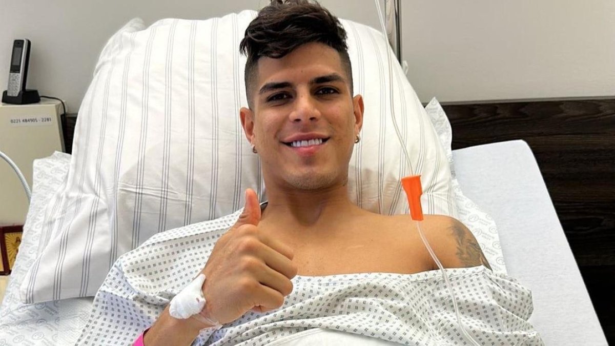 Piero Hincapié fue operado de una fractura incompleta en el quinto metatarsiano de su pie derecho.