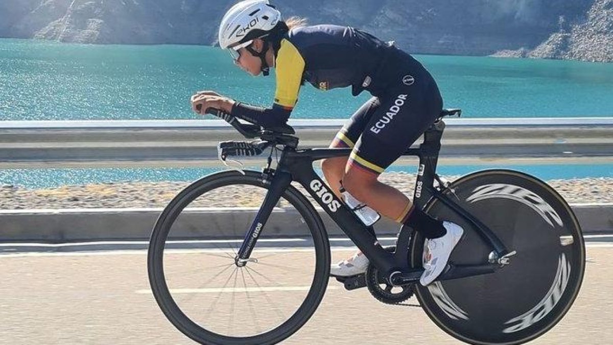 La ecuatoriana como seleccionada nacional.