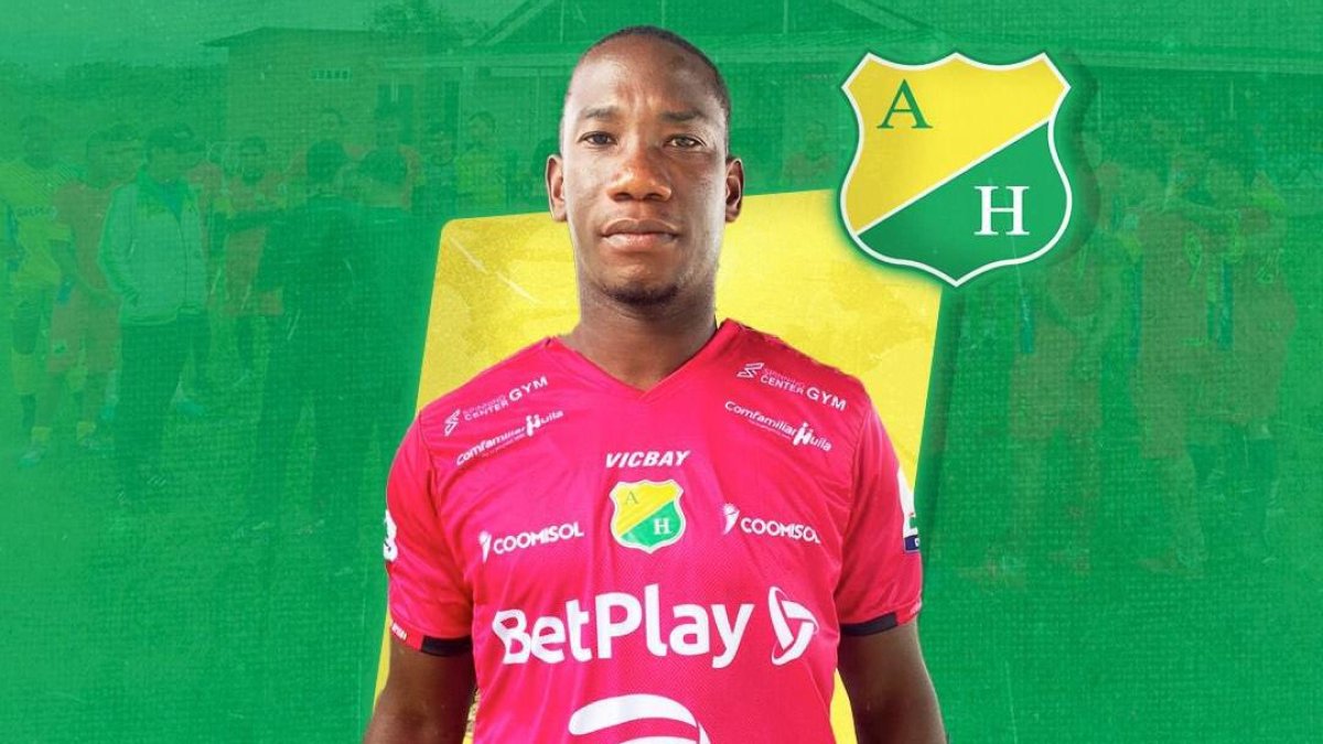 Se trata de la primera experiencia internacional para el experimentado zaguero central.