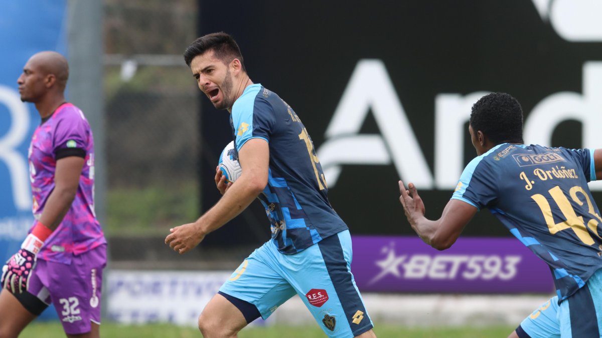 Carrillo marcó 9 goles en la primera etapa de LigaPro.