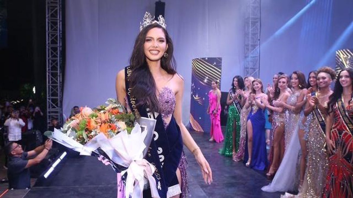 Delary en su primer desfile como Miss Ecuador 2023.