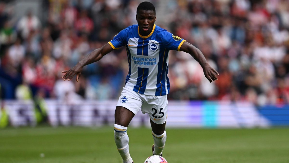 El tema del mediocampista ecuatoriano se podría definir en las próximas horas.