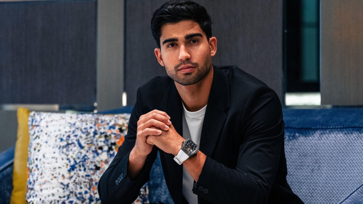 Juan Manuel afirma que más que su abuelo, fue su padre quien más influyó en él para adentrarse de lleno en el mundo de las carreras.