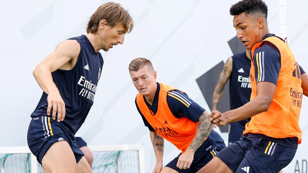 El domingo 23 de julio, el Madrid iniciará su gira norteamericana contra el AC Milán, en el estadio Rose Bowl de Los Ángeles.