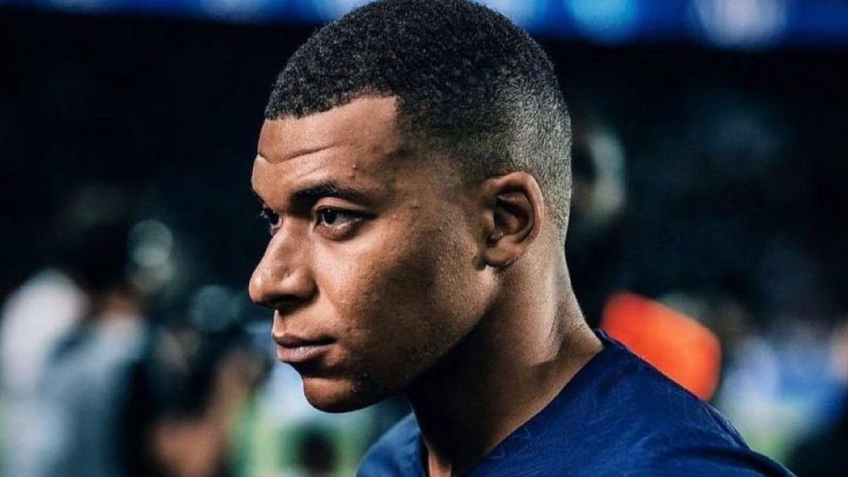 El galo aún no ha dado señales de dónde jugará la siguiente temporada.