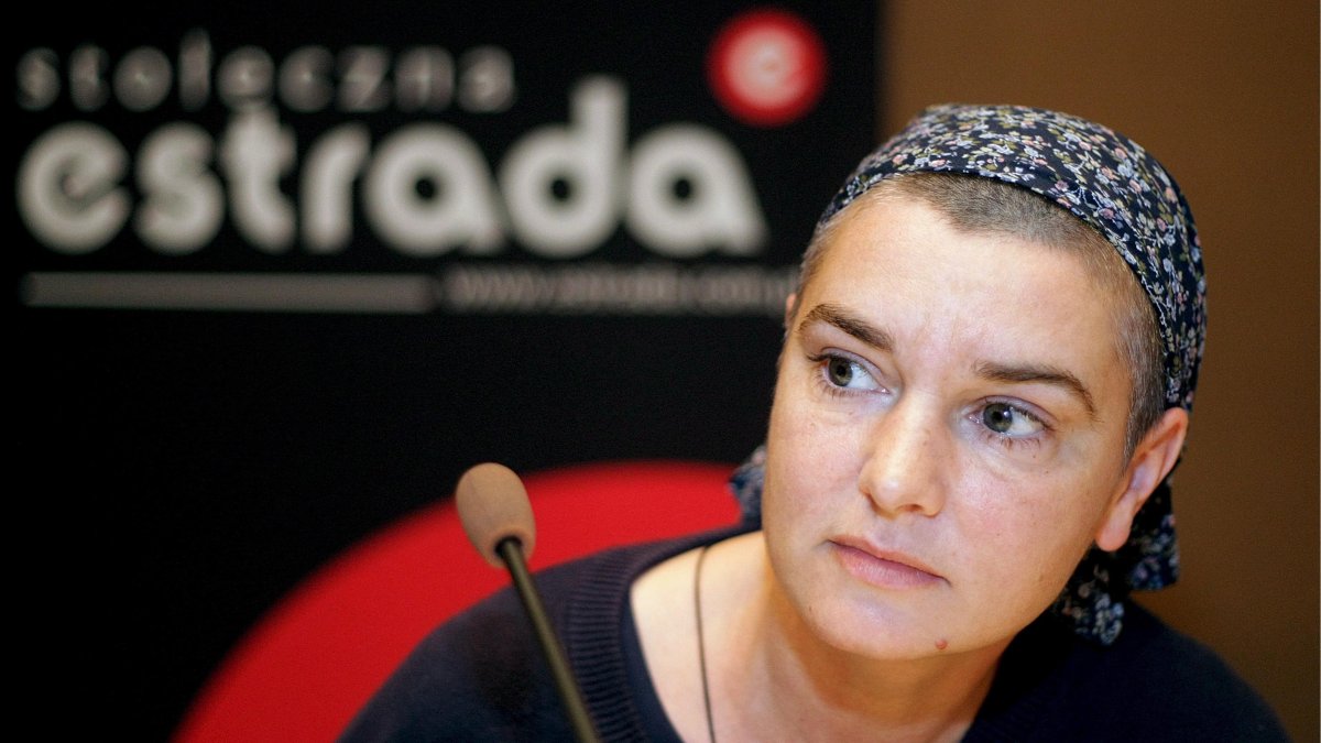 Sinead O'Connor en un encuentro con sus seguidores en Warsaw, Polonia, en el año 2008.