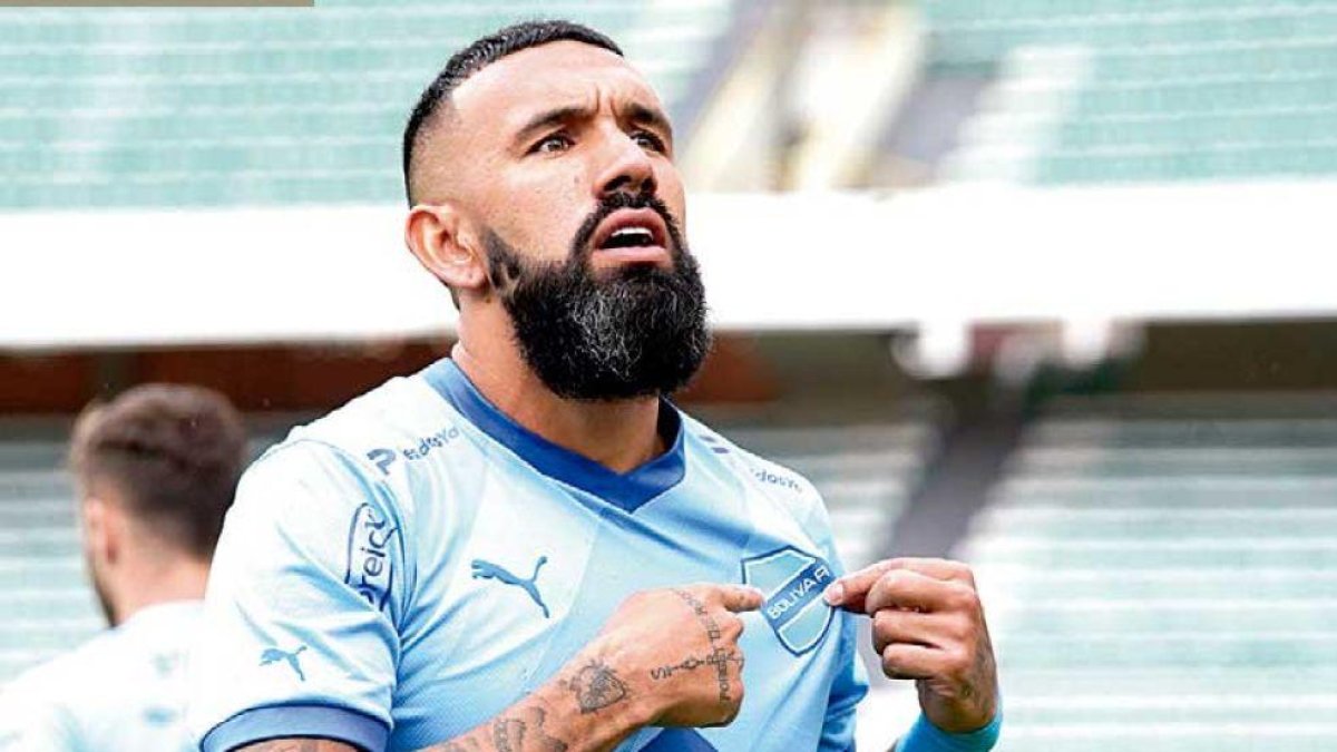 Ronnie Fernández es la figura del Bolívar.