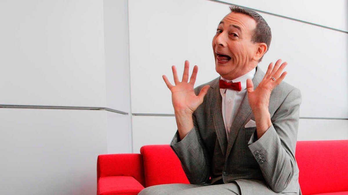 Su carrera sufrió un revés en 1991 cuando fue sorprendido masturbándose en un cine de películas pornográficas.