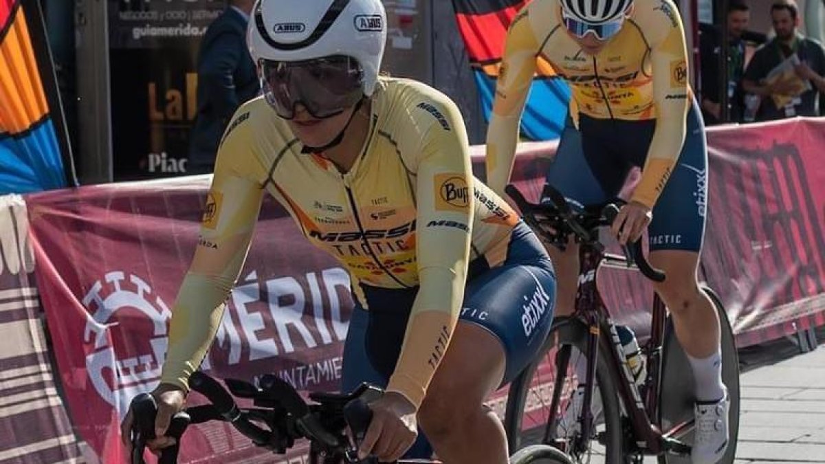 Miryam  milita en el Massi Tactic de España desde hace dos temporadas. En el Mundial irá por la prueba femenina de fondo el 13 de agosto en Glasgow, sobre 154,1 kilómetros.