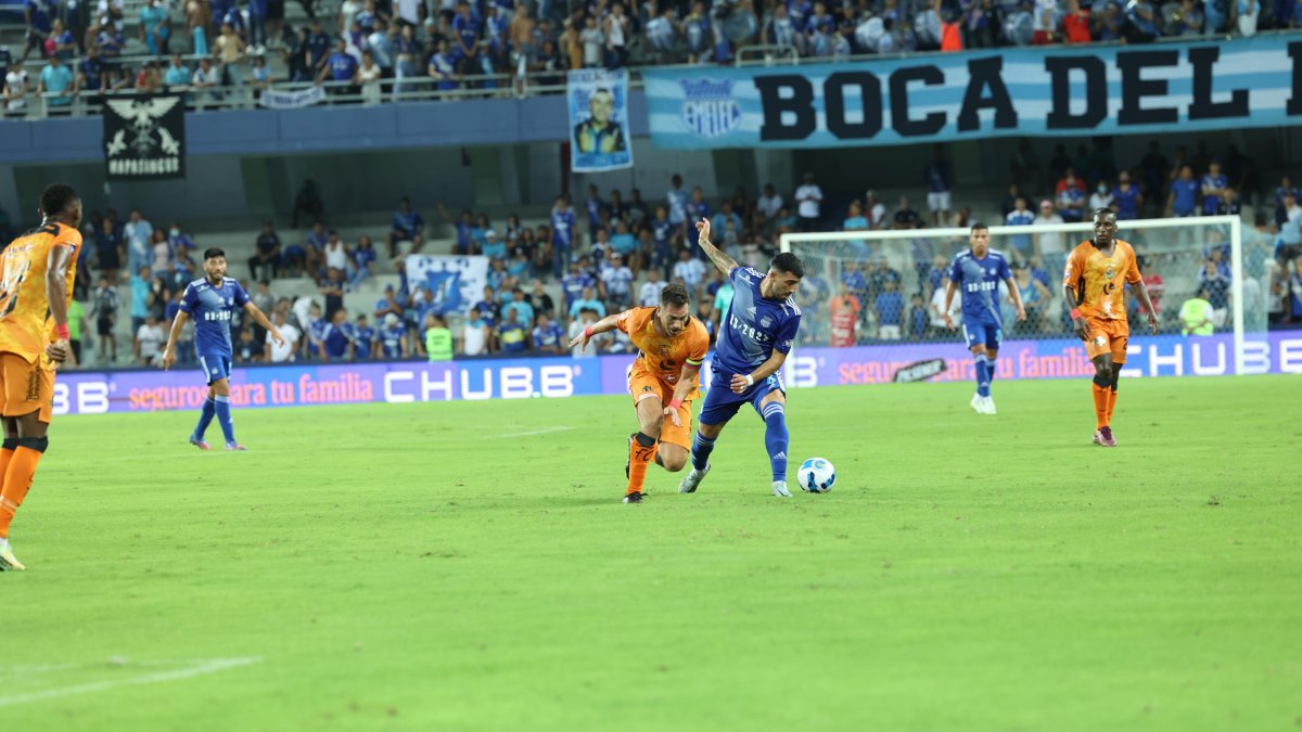 Emelec venció 2-0 a Libertad en la primera etapa de LigaPro.