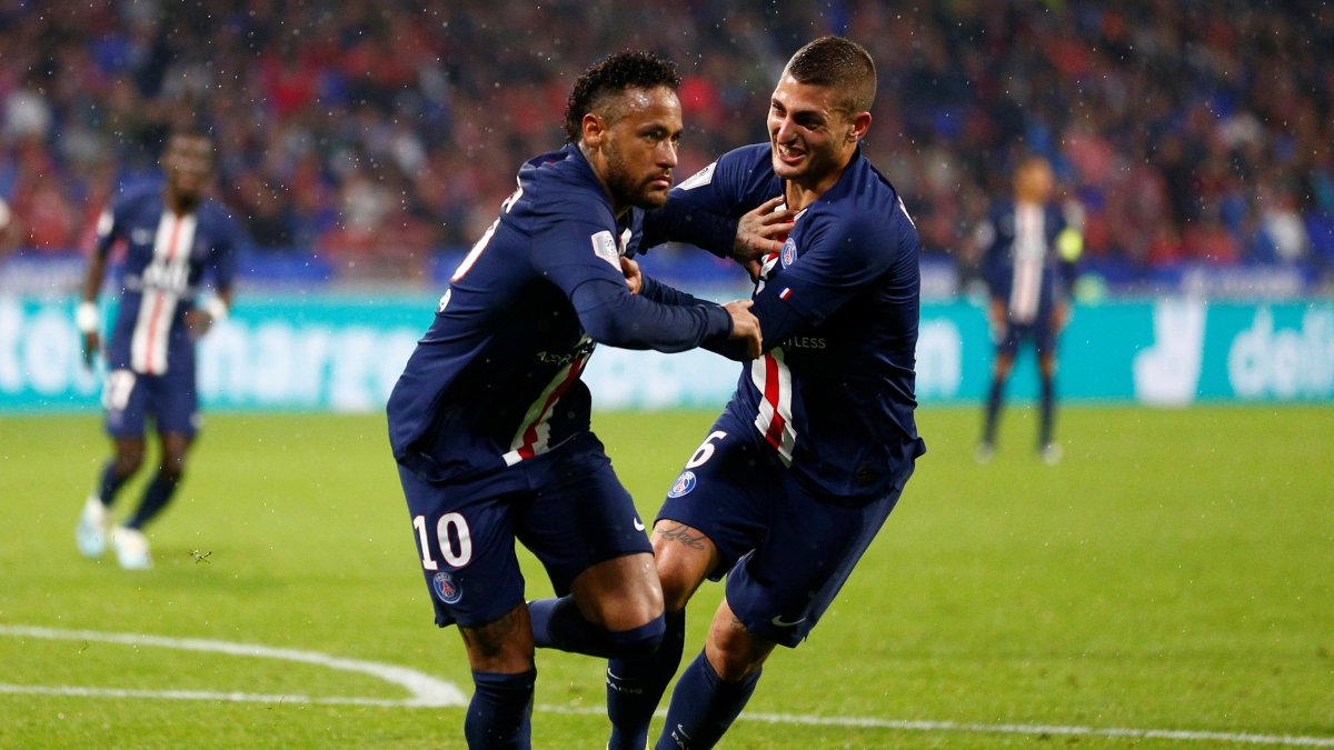 Marco Verratti (d) ostenta un envidiable palmarés de 30 títulos con el PSG.