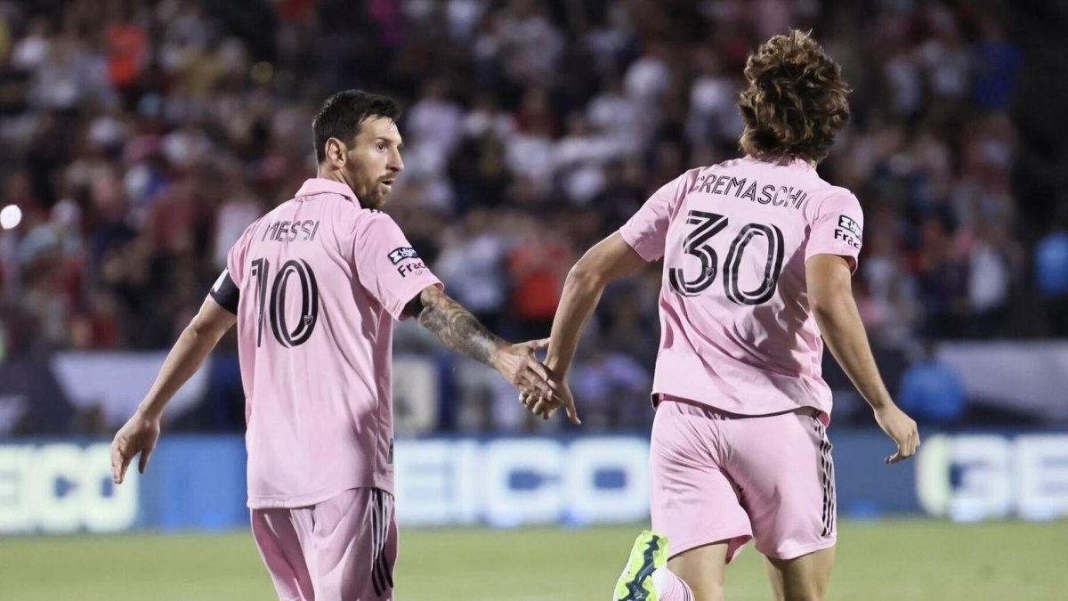 Messi completó con éxito su último entrenamiento de cara al partido.