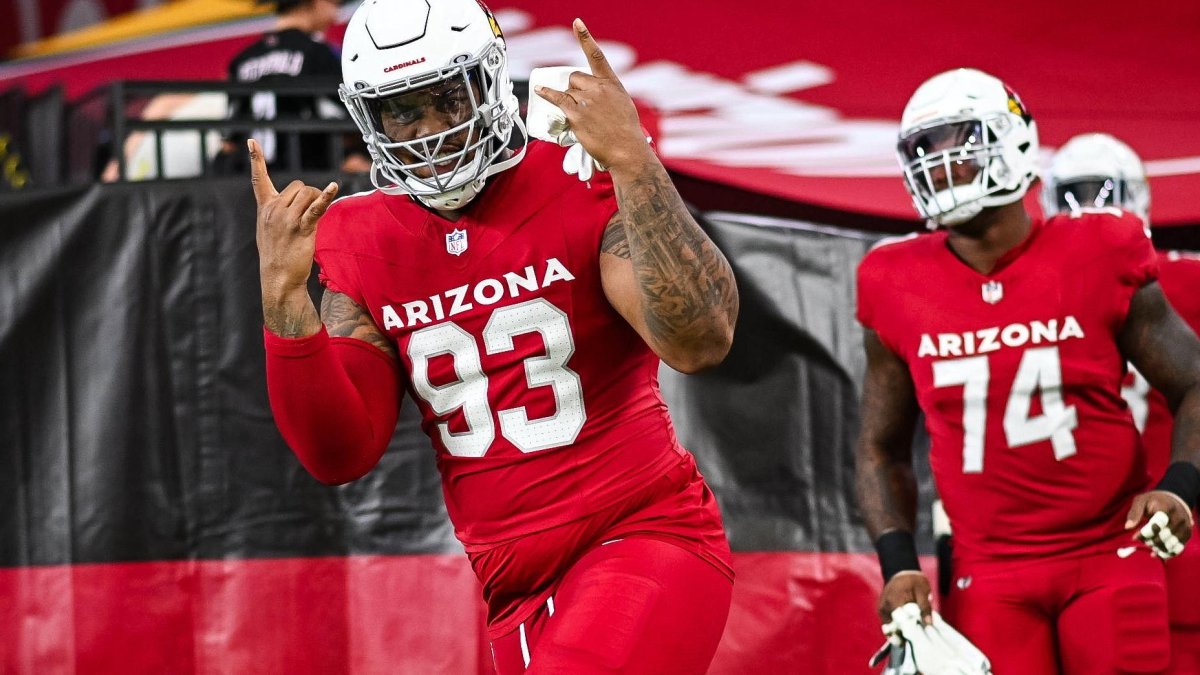 Los jugadores de Cardenales tras la victoria satisfactoria de debut.