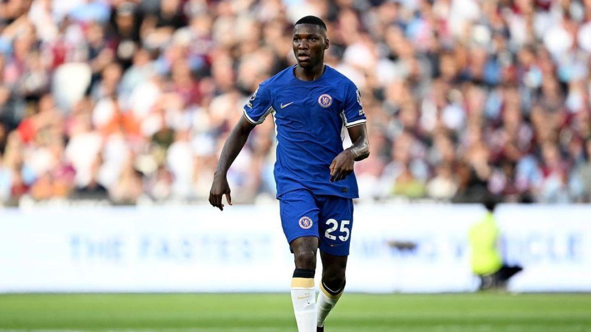 Caicedo no tuvo su debut esperado ante el West Ham.