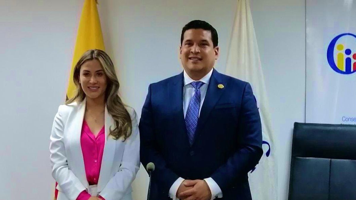 Nicole Bonifaz y Alembert Vera, las autoridades del Consejo de Participación Ciudadana.