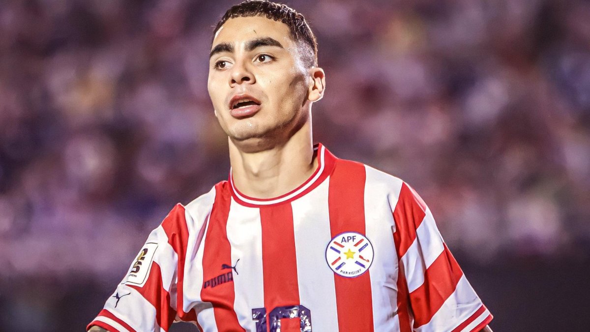 Almirón no tuvo un buen arranque de Eliminatorias con su selección.