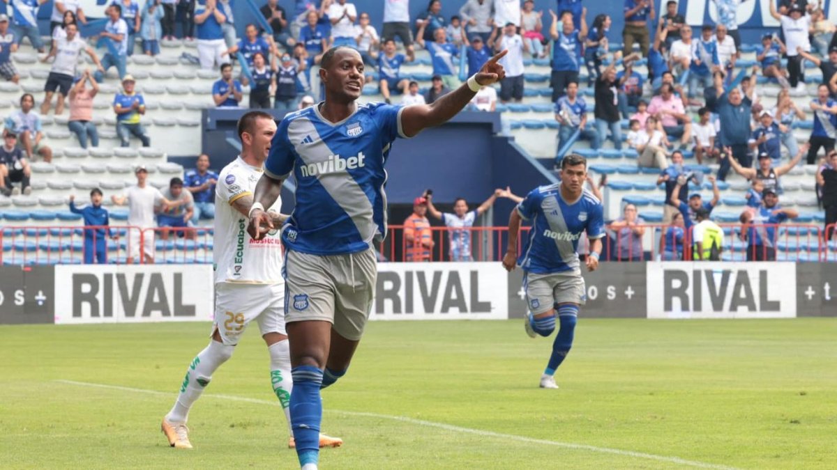 Jaime Ayoví fue el autor de la victoria parcial de Emelec en el primer tiempo ante el Mushuc Runa.