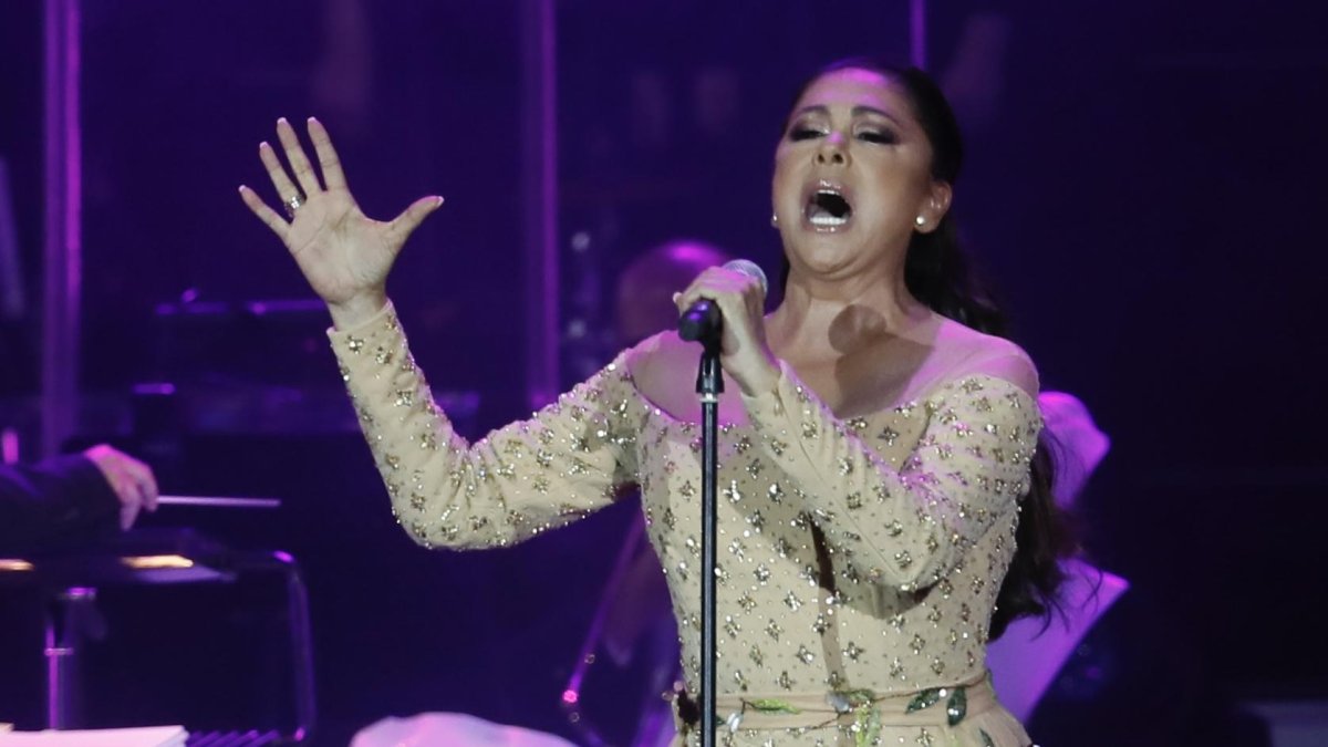 La cantante Isabel Pantoja comenzó su gira 50 aniversario