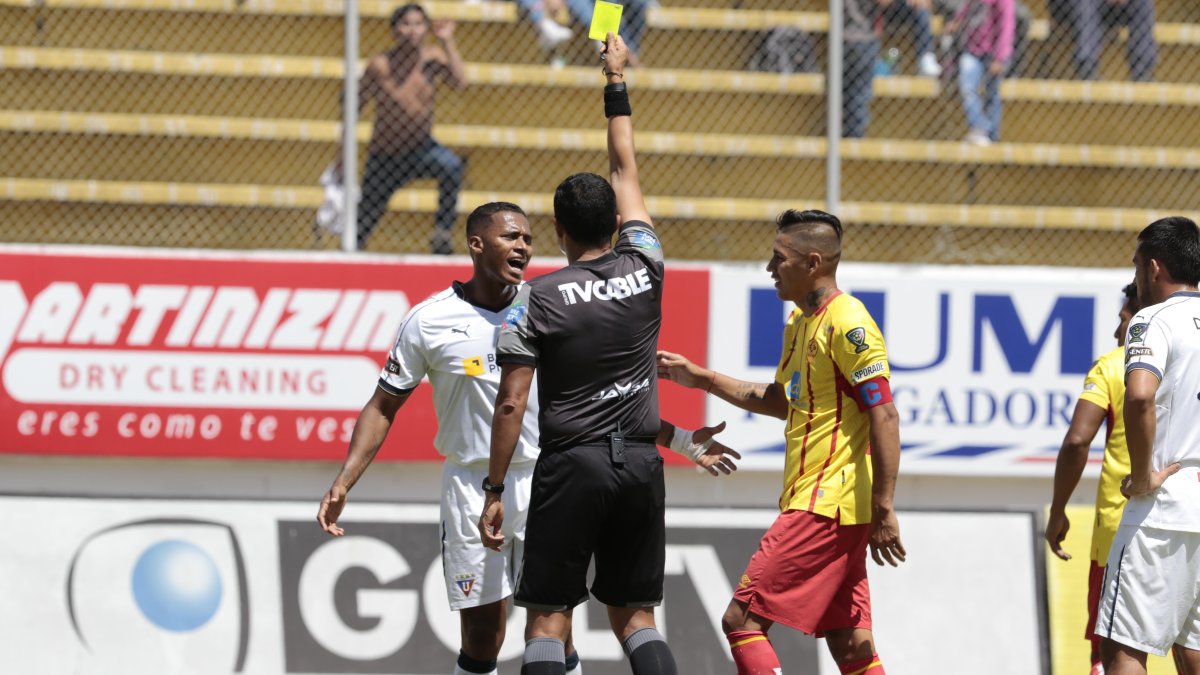 Las tarjetas amarillas o rojas son cuotas especiales que se dan en las distintas casas de apuestas deportivas.