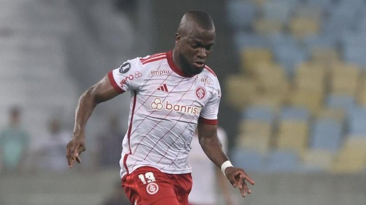 Enner fue titular y jugó todo el encuentro.