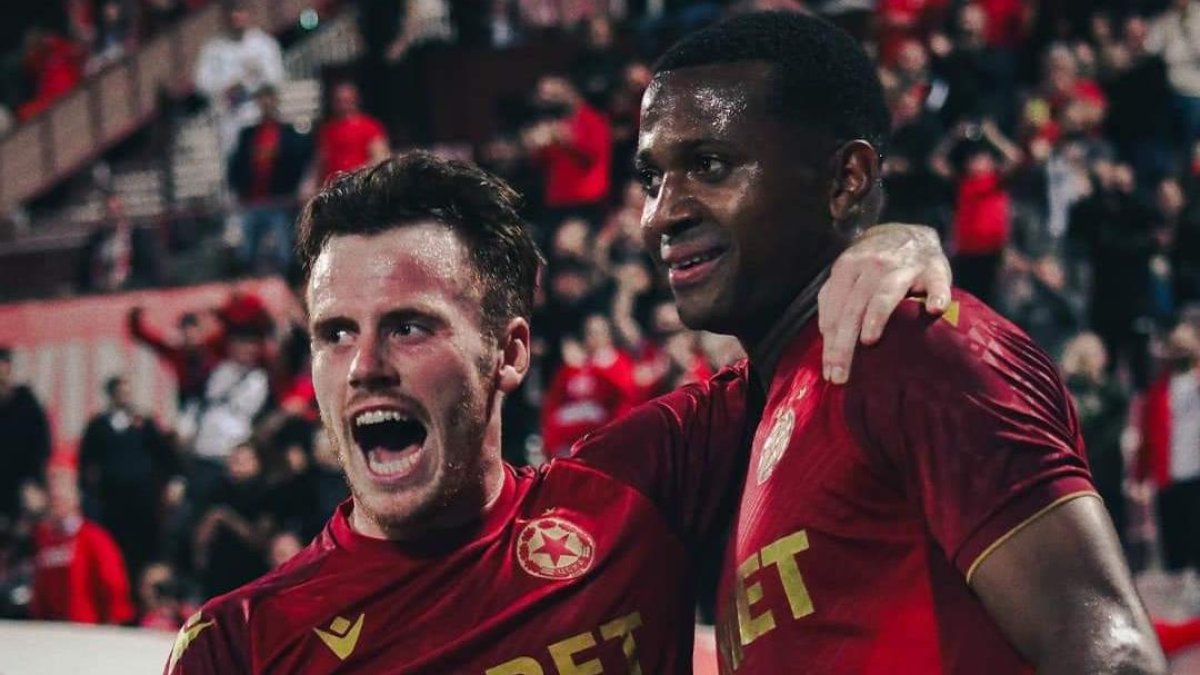 Tuvieron que pasar 8 partidos para que Estrada finalmente consiga anotar.