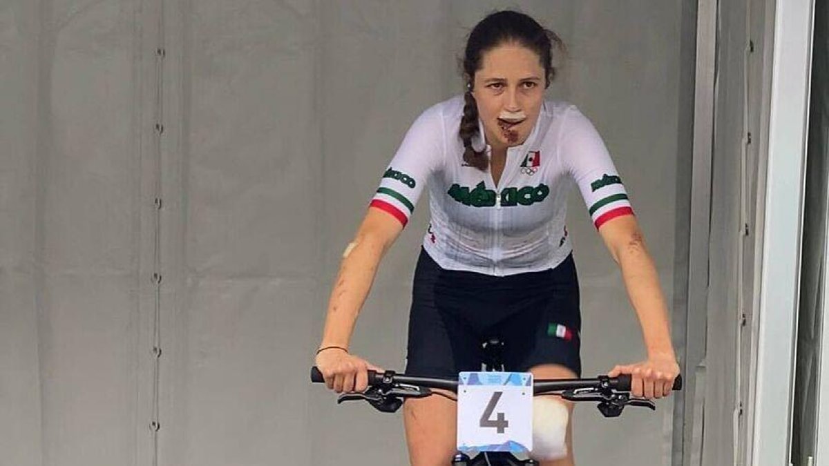 Campuzano sufrió una caída en el reconocimiento de pista.