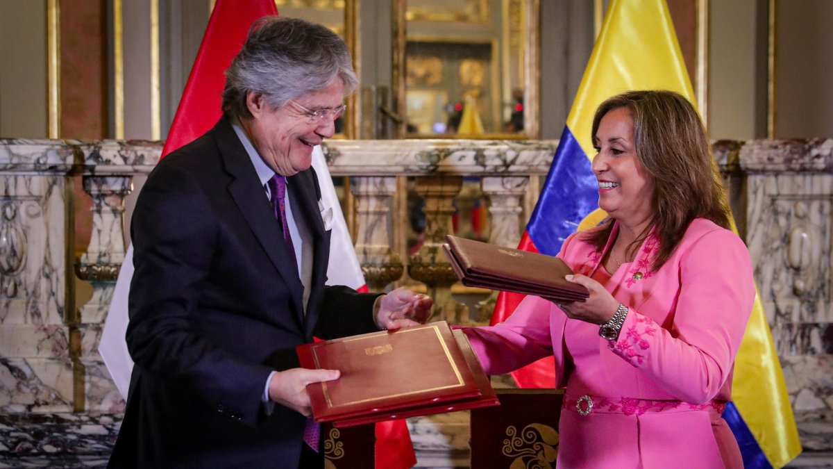 Por los 25 años de la paz entre ambos países, Lasso y Boluarte recientemente se reunieron en Perú.