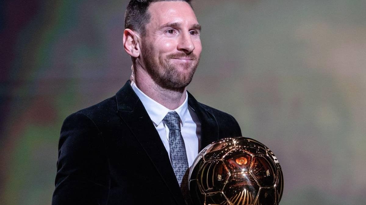 Messi con su octavo Balón de Oro entregado en Mónaco.