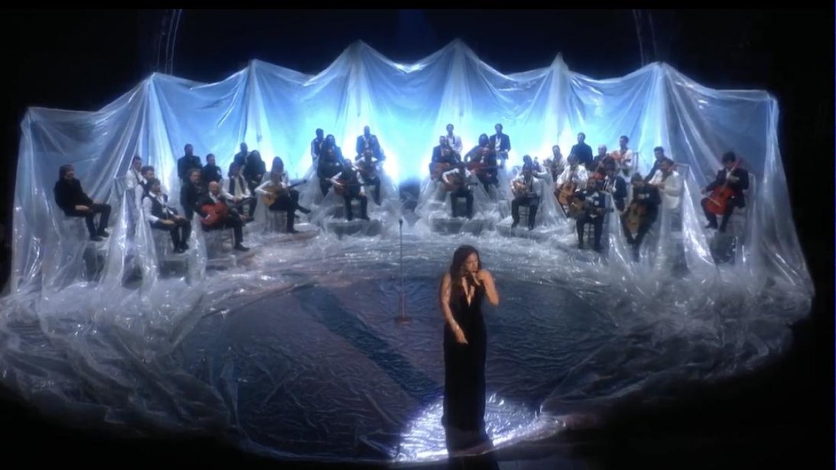 Rosalía durante su presentación.