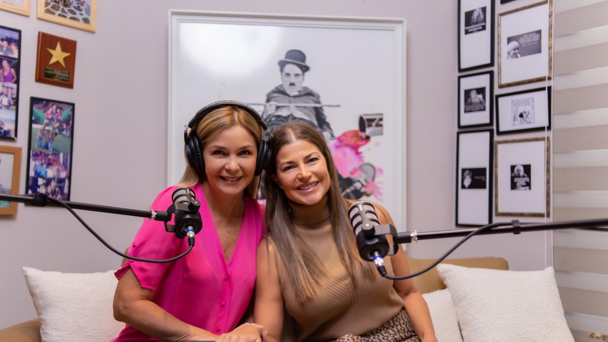 Rocío con Rossana Queirolo.