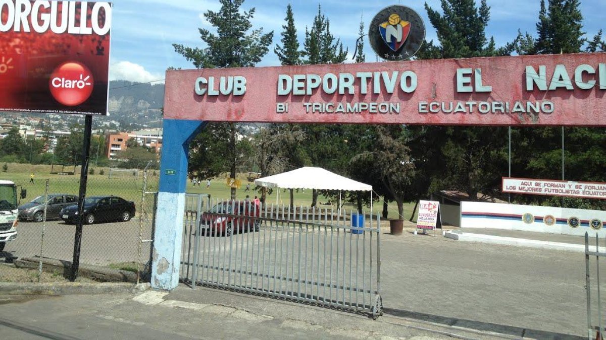 Aunque la actividad en las inmediaciones donde el equipo entrena se mantienen, la expectativa es alta en empleados .