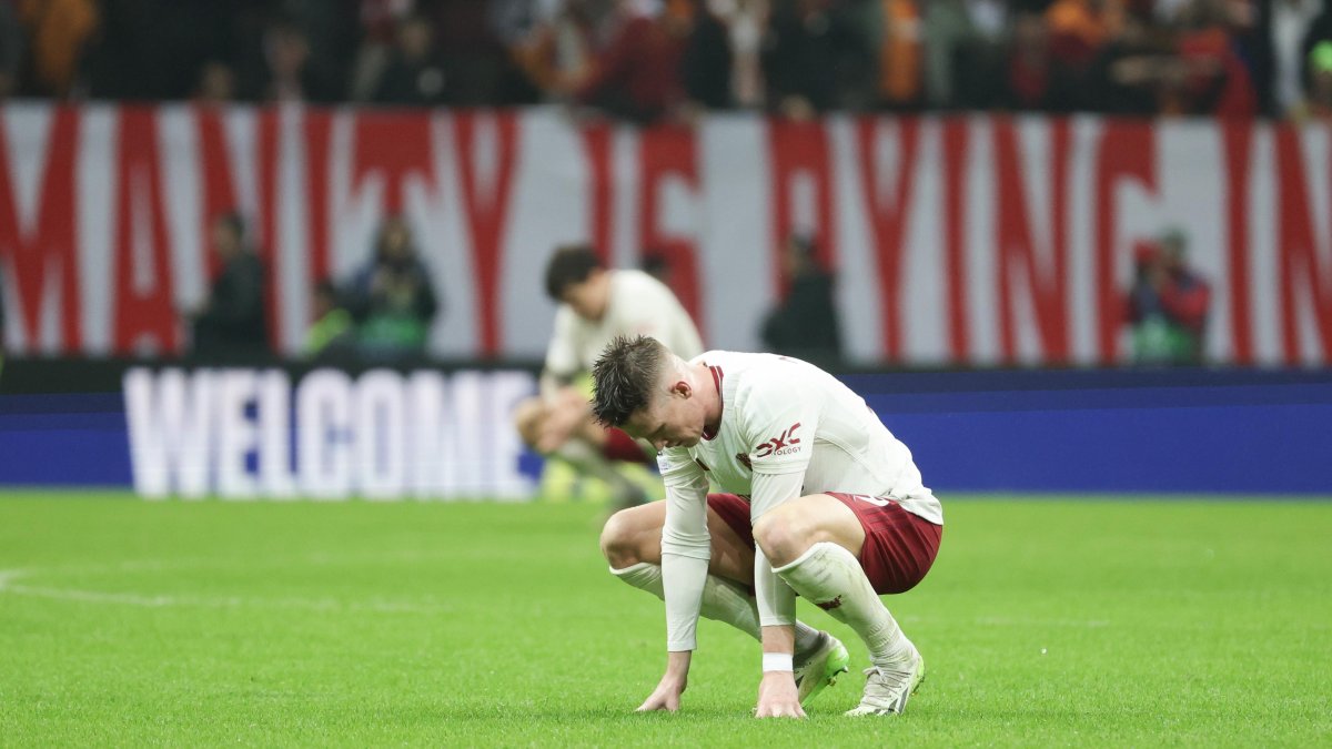 El jugador del Manchester United, Scott McTominay, no ocultó la desazón por quedar al borde de la eliminación.