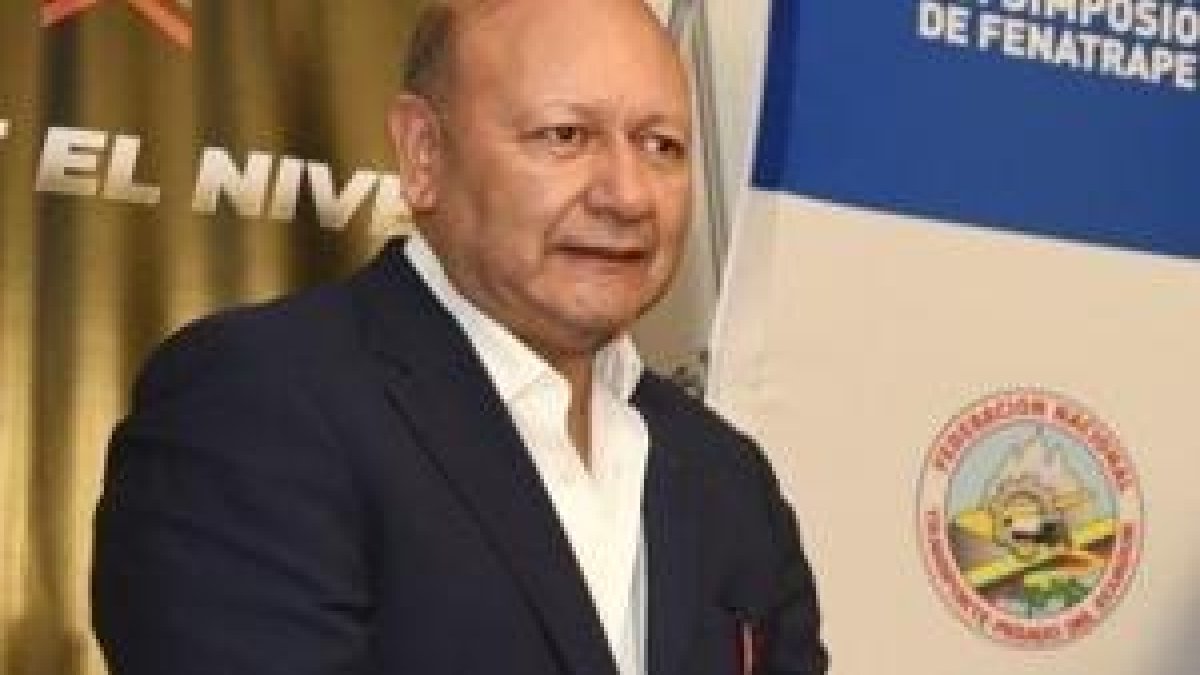 Ejecutivo.- Luis Felipe Vizcaíno es el presidente de la Federación de Transporte Pesado.