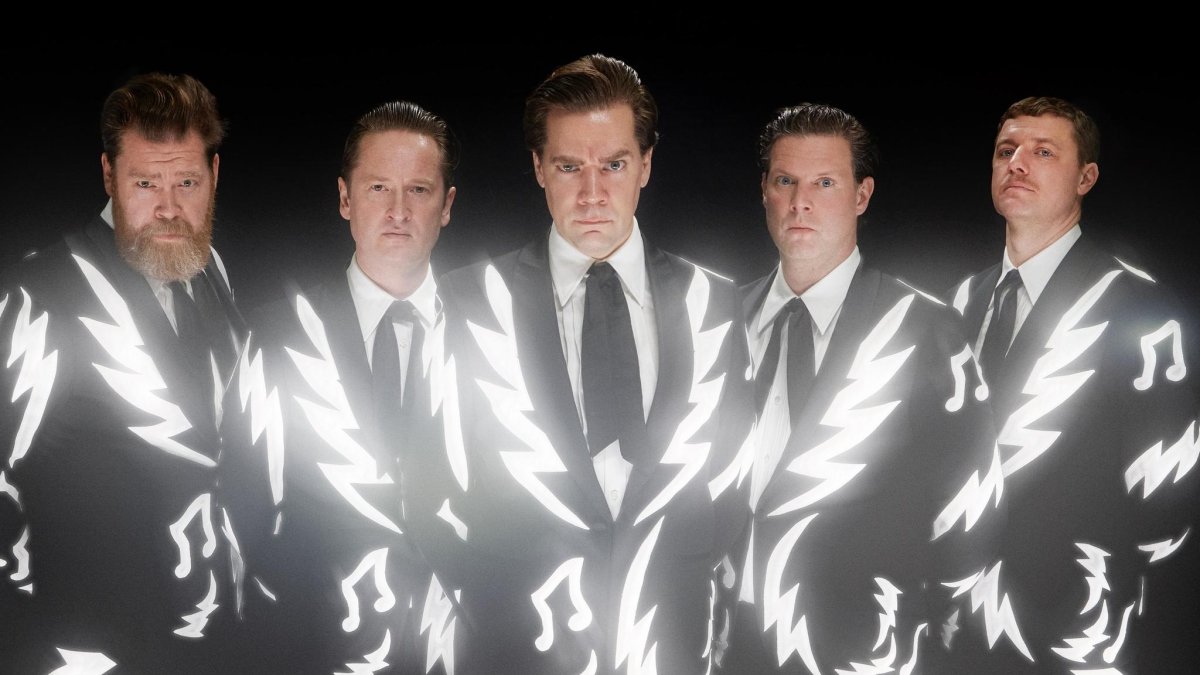 Foto promocional de la banda de su tour The Death of Randy Fitzsimmons, del disco del mismo nombre.