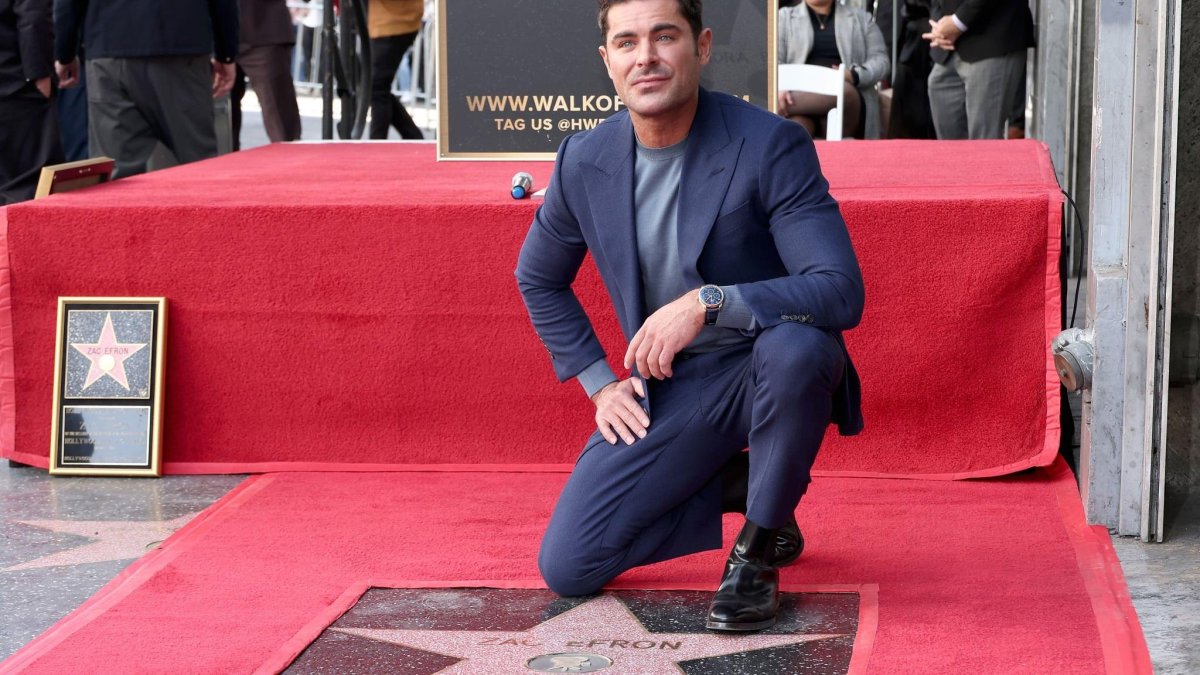 Zac Efron en el Paseo de la Fama.