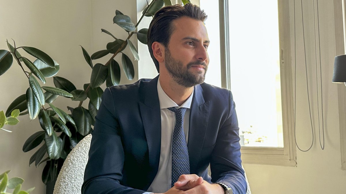 El ministro de Turismo, Niels Olsen, atiende a EXPRESO vía Zoom, a vísperas de las fiestas de fin de año. En un balance, el funcionario destaca la ‘ruta’ operada.