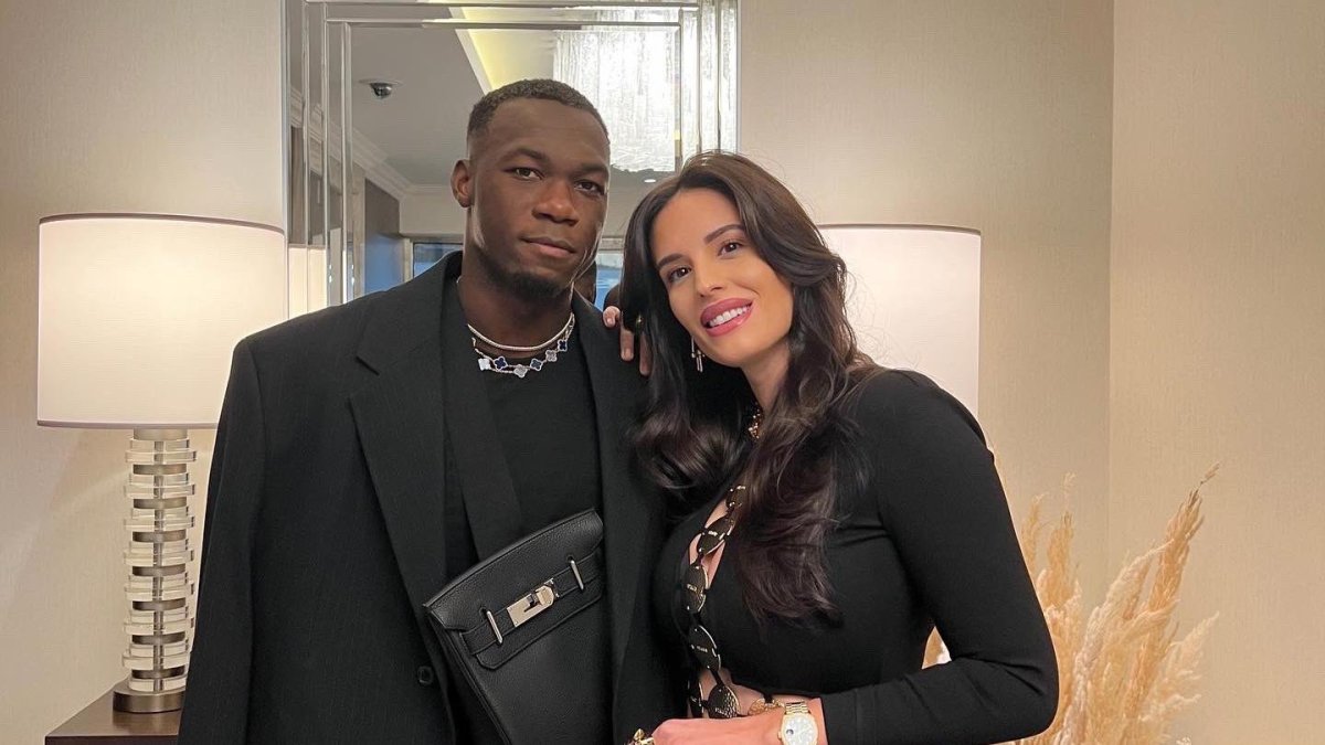 Felipe Caicedo y su esposa María García celebraron la Navidad en España.