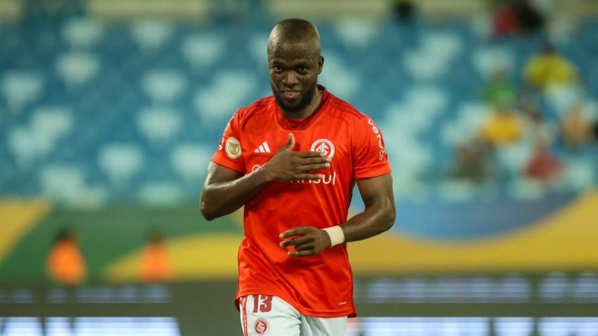 Enner Valencia goleador del Internacional de Porto Alegre