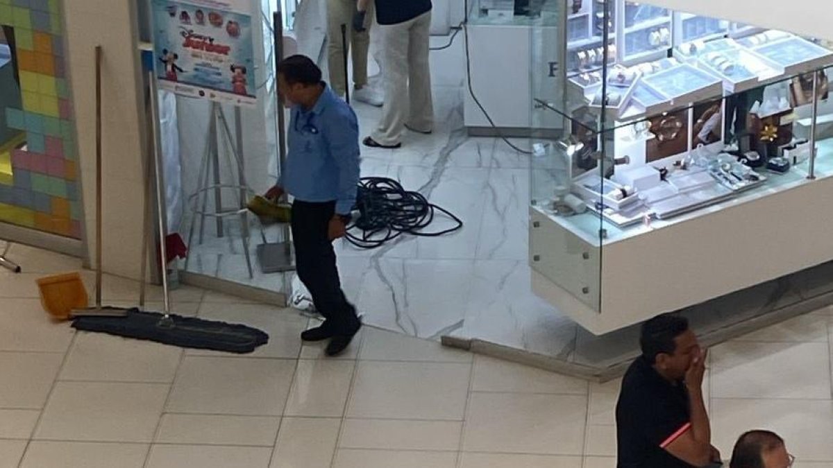 En redes sociales se alertó el hecho, los usuarios empezaron a recordar que no es la primera vez que ocurre.