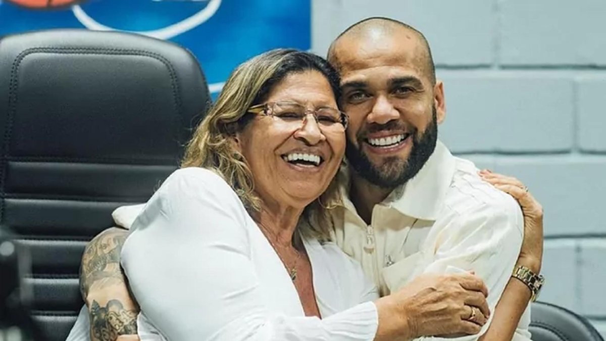 Mamá de Dani Alves sería demandada por difundir fotos de la supuesta víctima de agresión sexual