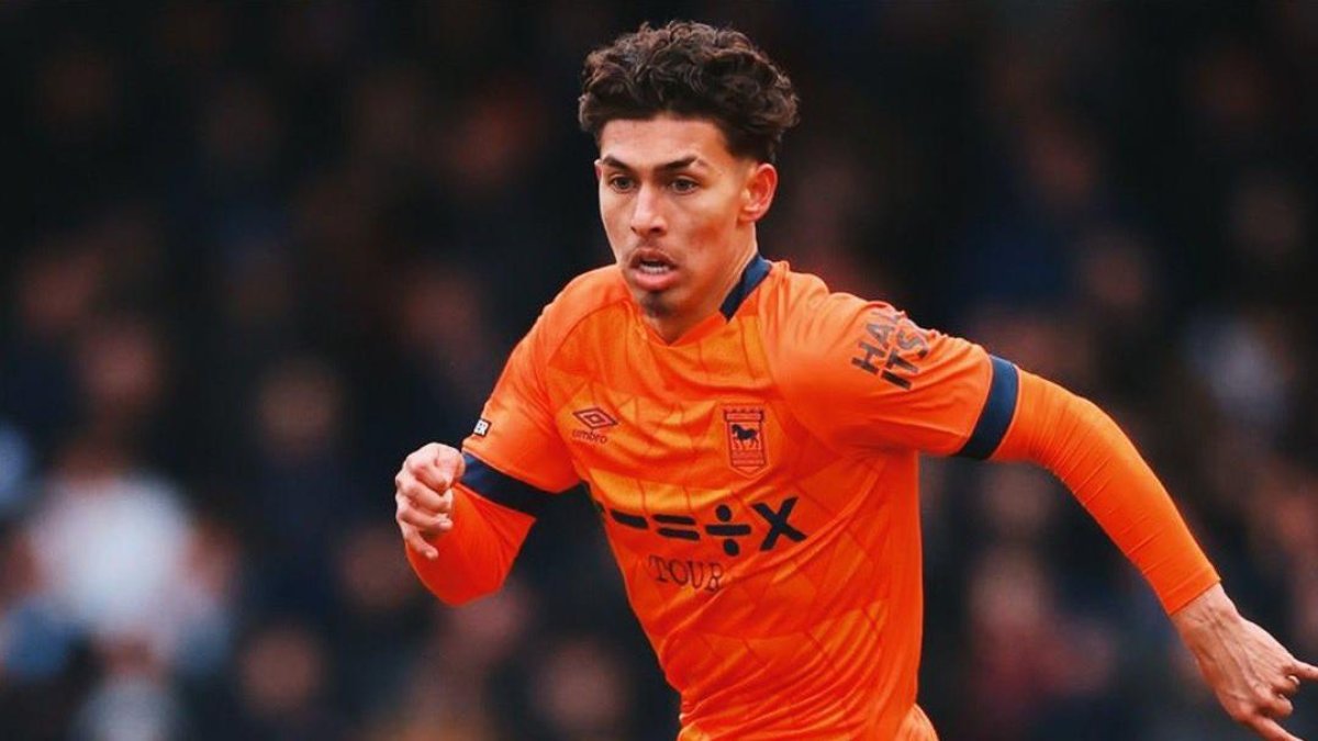 Jeremy Sarmiento debutó con Ipswich