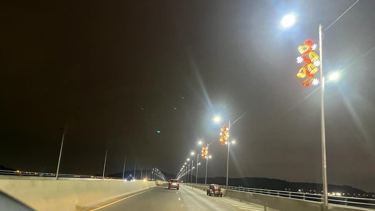 Situación. Varias luminarias presentan fallos en esta vía.