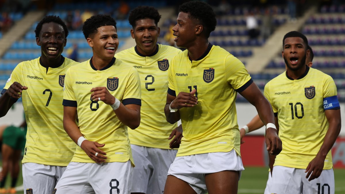 John Mercado (#11) es titular en la delantera de la selección de Ecuador sub-23.